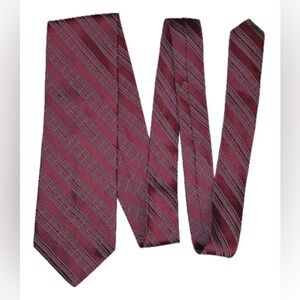 Alfred Sung silk tie, Made in Canada, diagonal stripes, red